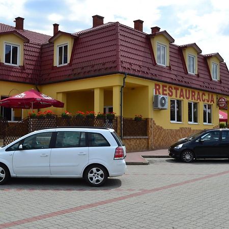 Hotel I Restauracja Jaskolka Alojzow Exterior photo
